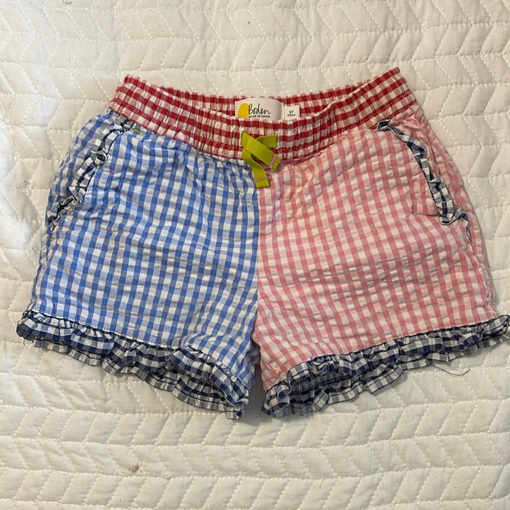 Mini Boden gingham shorts